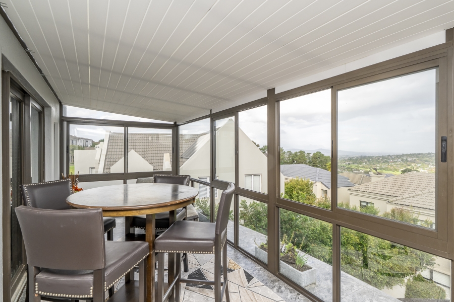 4 Bedroom Property for Sale in Van Riebeeckshof Western Cape